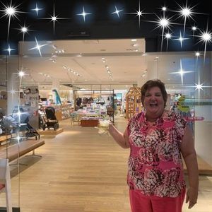 Meet your Posher, Darlene